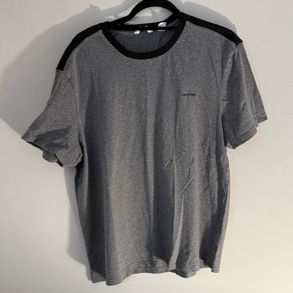 Calvin Klein Gray Short-Sleeve Crewneck T-Shirt with Black Trim